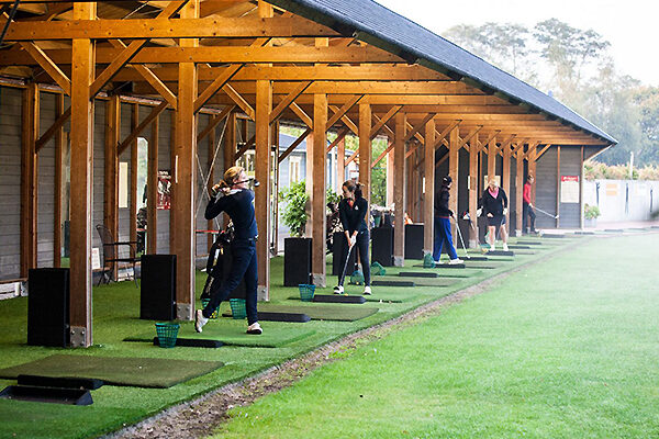 Kleijn Houtbouw - Overkappingen - Driving Range